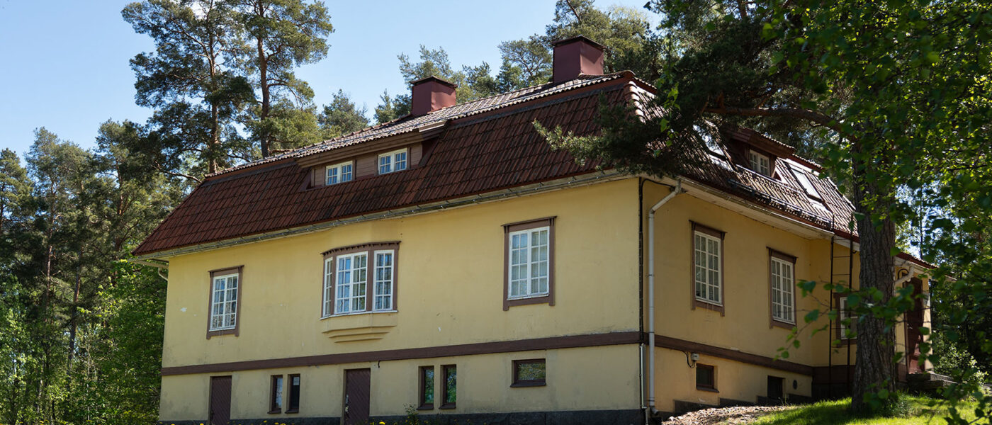 saukkola_ulkonäkö saukkolan rakennus